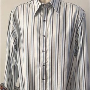 Robert Graham Gently Worn Long Sleeve Shir…